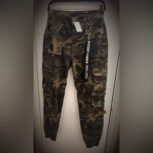 Windsor Green and Brown Cargo Pants